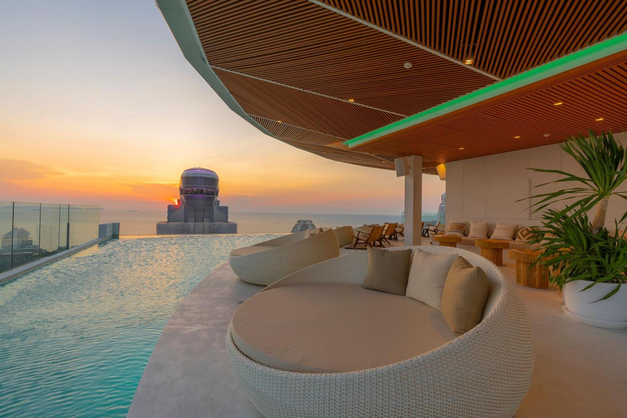 Akara Hotel Pattaya Dış mekan fotoğraf