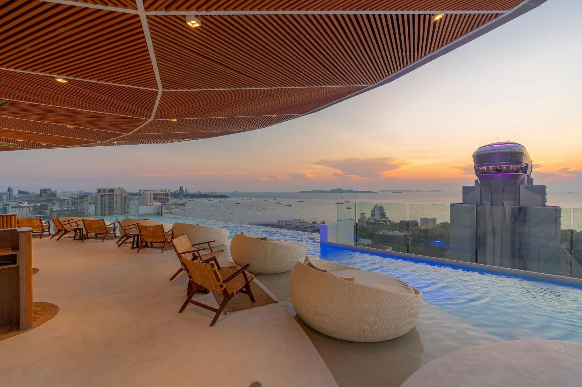 Akara Hotel Pattaya Dış mekan fotoğraf